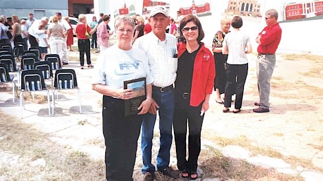 Robin, with her parents, Georgia and the late Cyril Hubnik, at a mural dedication in downtown Texarkana while Robin was principal at College Hill Middle School.